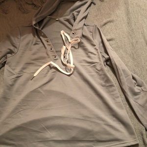 Hooded long sleeve shirt